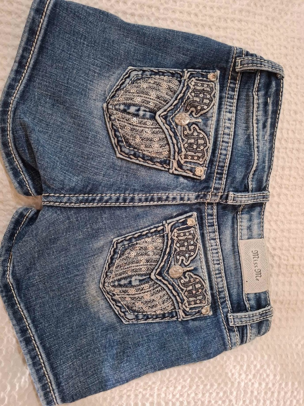 Miss Me trendy shorts💙